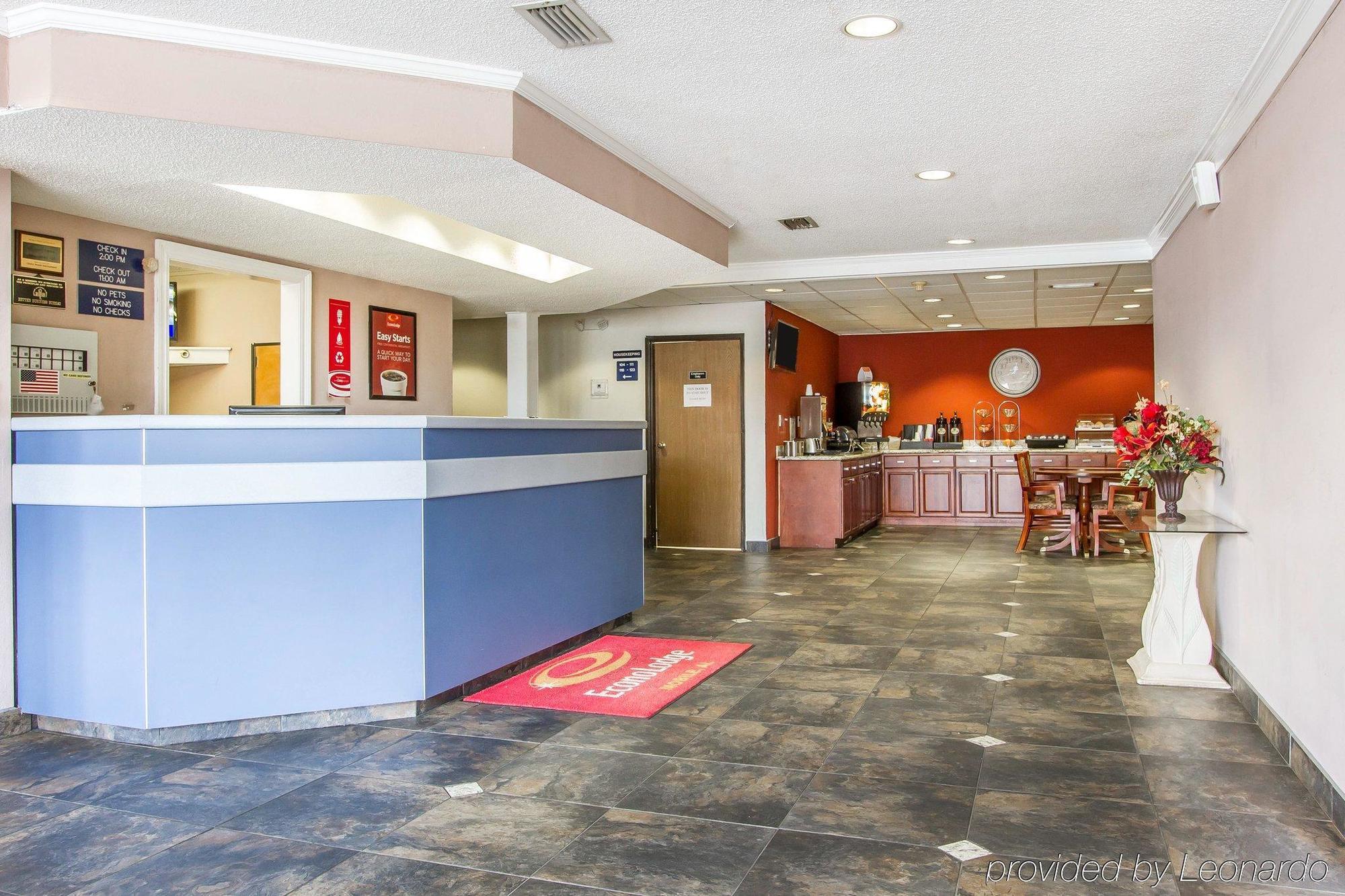 Motel 6-Mobile, Al Tillmans Corner Exterior photo